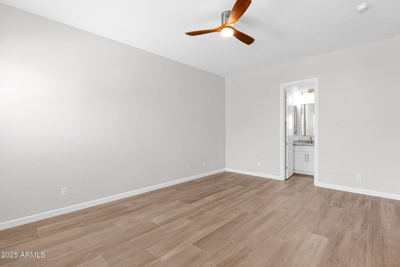 8-web-or-mls-P1234180