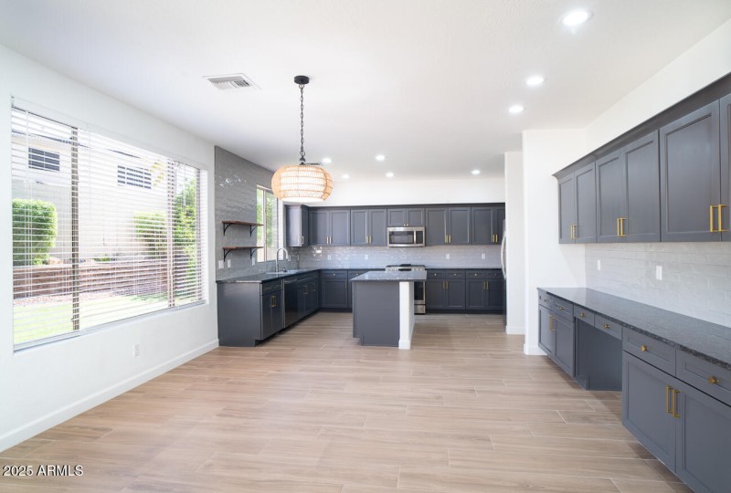 Spacious Kitchen