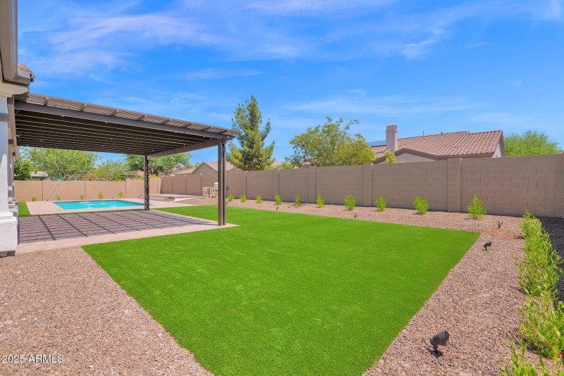 53-web-or-mls-P1234252