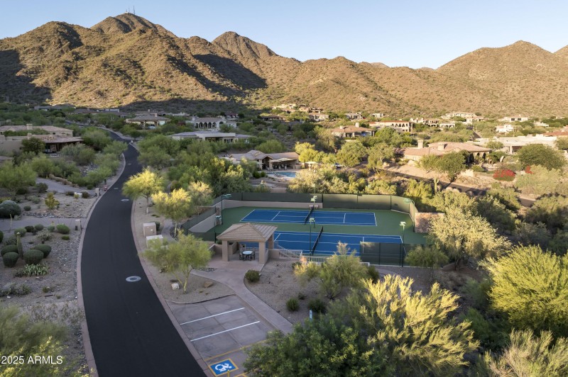 Community Tennis Courts 100 Hills