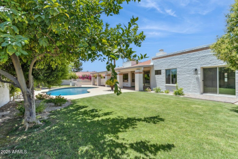 67-web-or-mls-9031-n-83rd-way