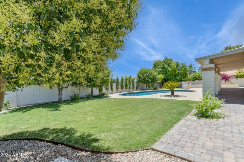 66-web-or-mls-9031-n-83rd-way