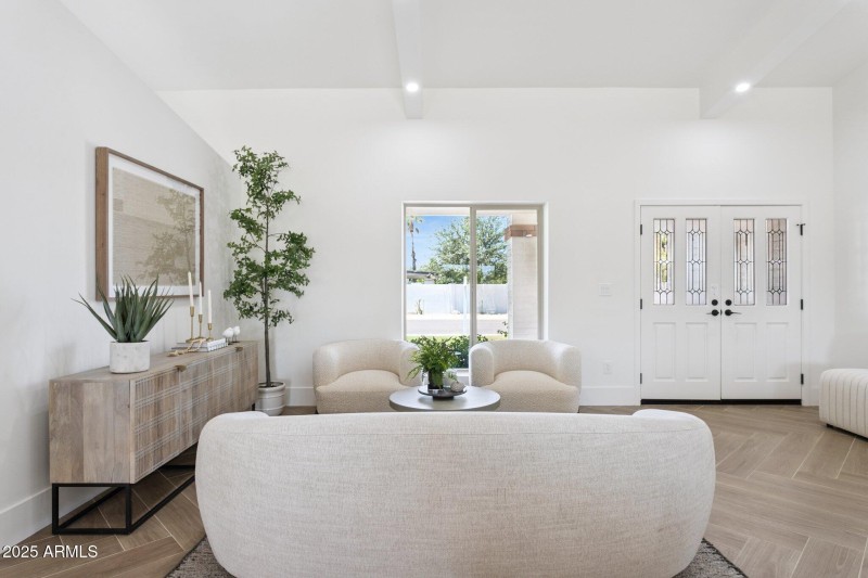 63-web-or-mls-9031-n-83rd-way