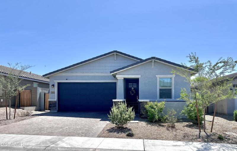 77195971500__5A48BAFA-91C2-4F7B-A14D-C45