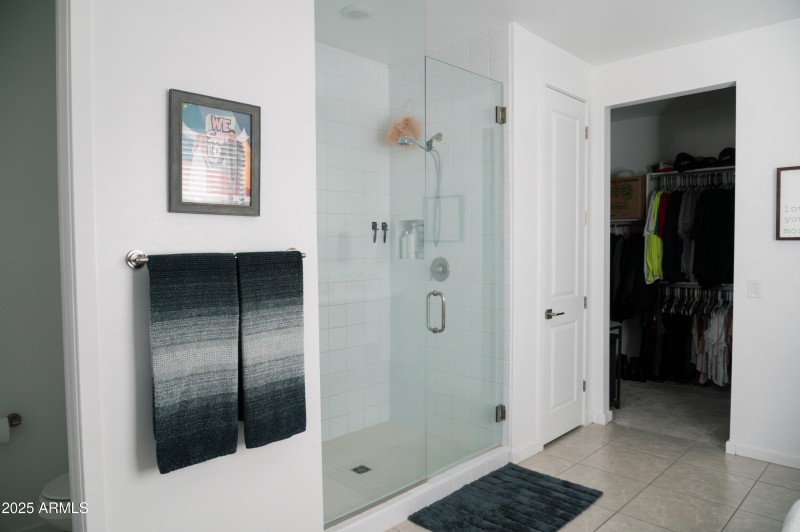 MASTER SHOWER