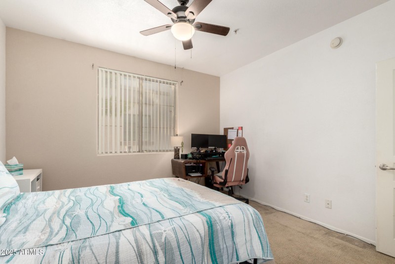 20 Pierport 1037