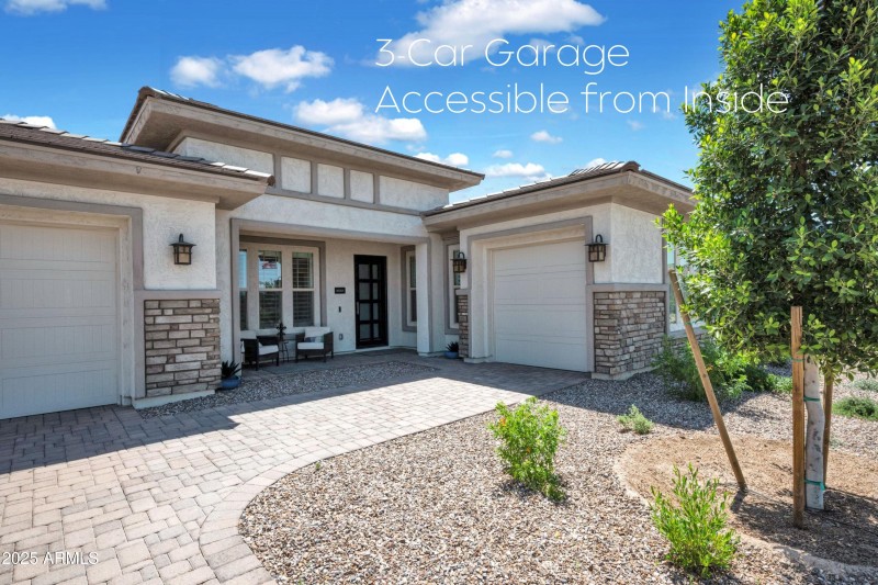 3-Car Garage