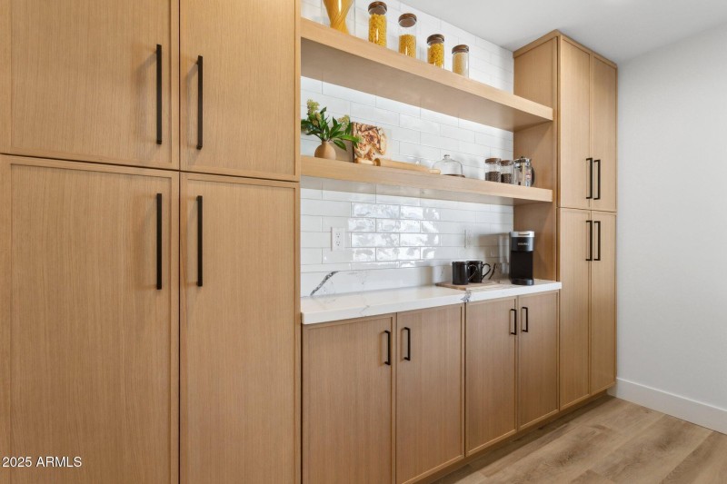 Walk in Pantry