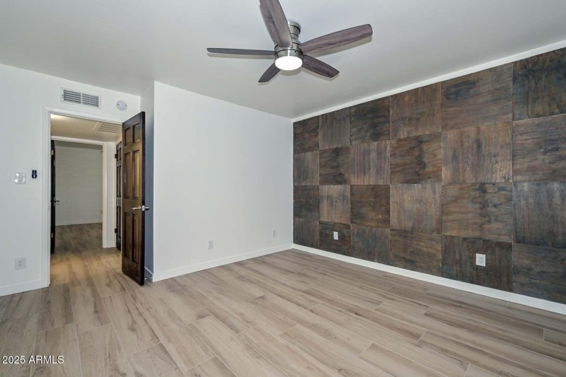 Primary Bedroom2