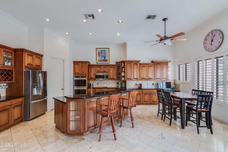 5949 W Pinnacle Hill Kitchen (4 of 7)