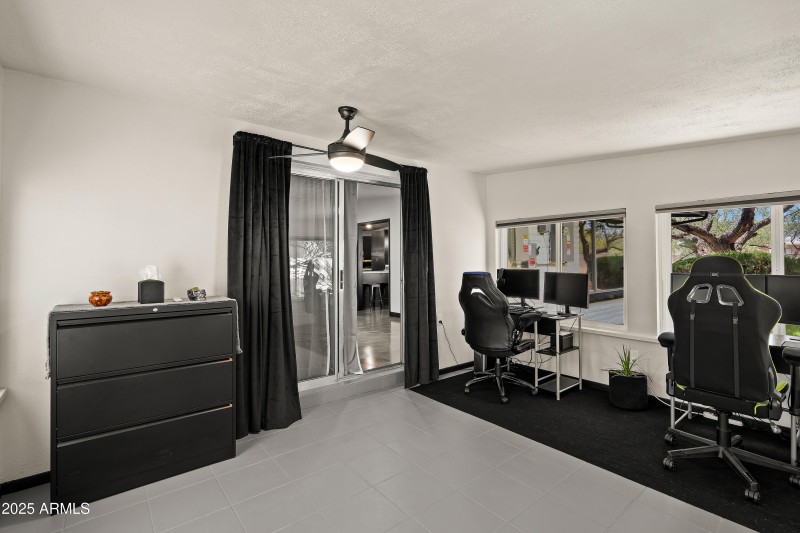 Interior 7