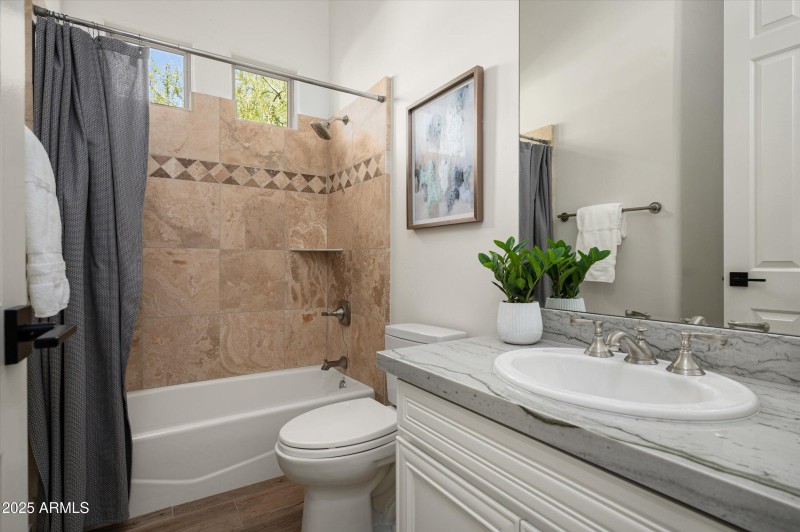 Guest Bath 3