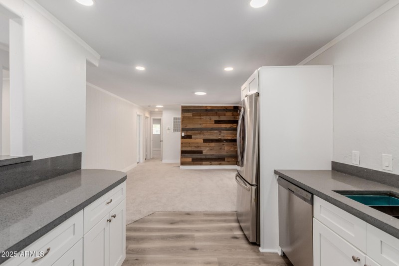 14 Baywood