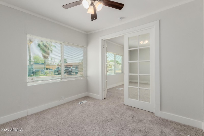 26 Baywood