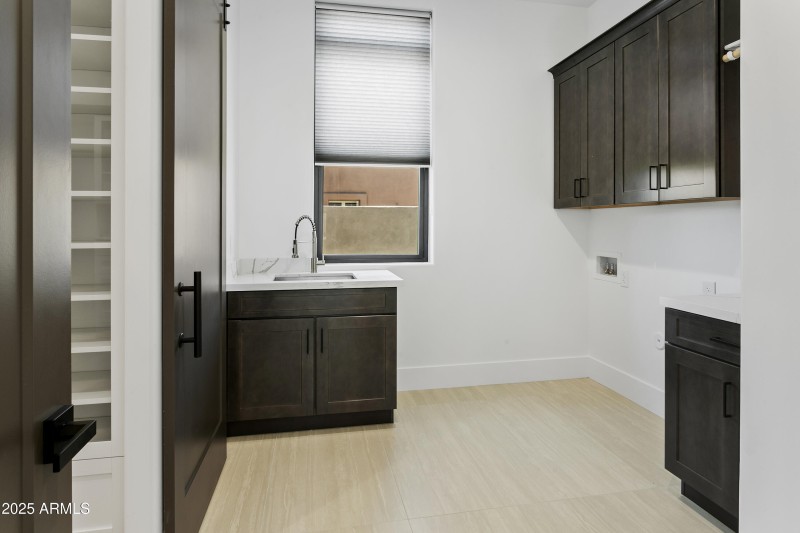 Laundry Utility Rm