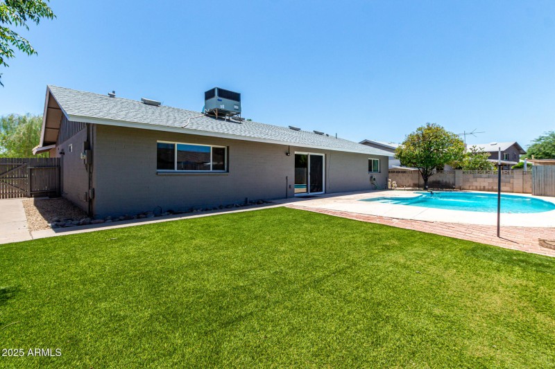 Spacious backyard