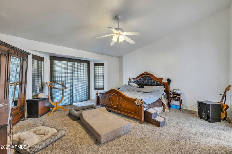 21-web-or-mls-22201 E Vallejo St, Queen