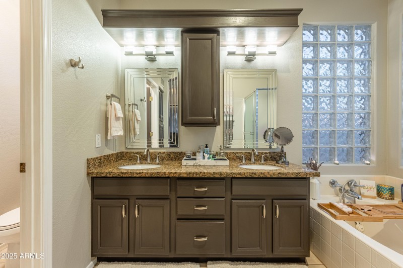 Double Sinks