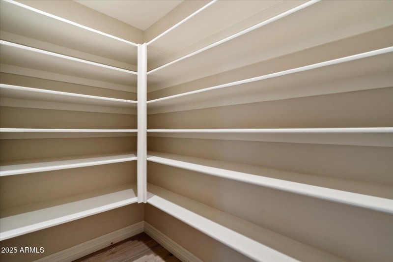 Kitchen-Pantry