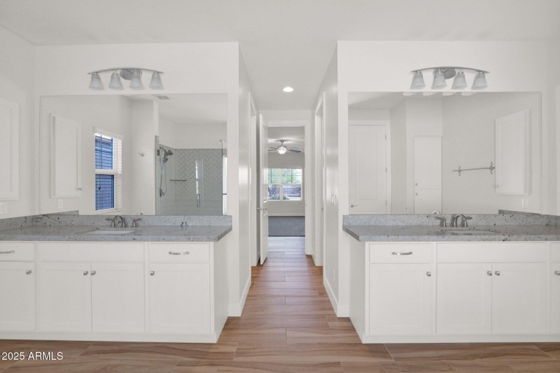 28-web-or-mls-P1234643
