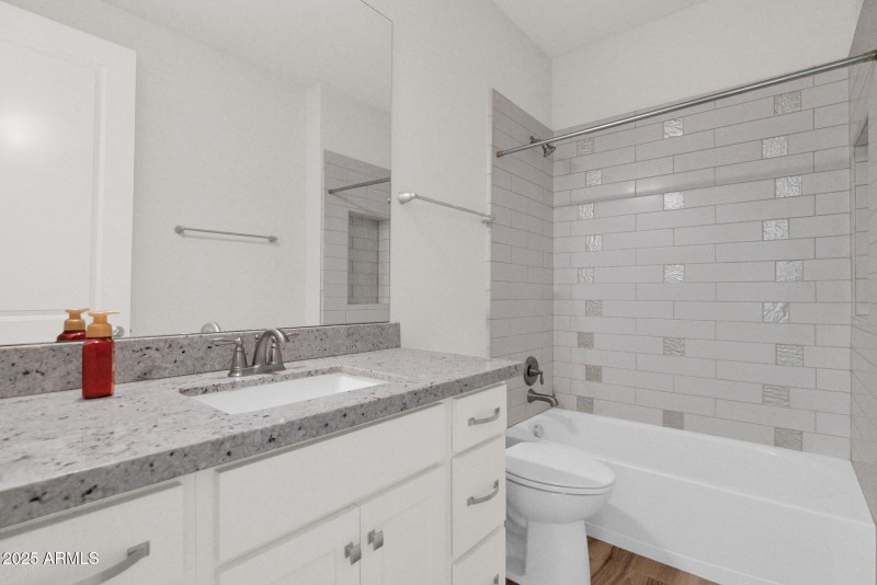 32-web-or-mls-P1234652
