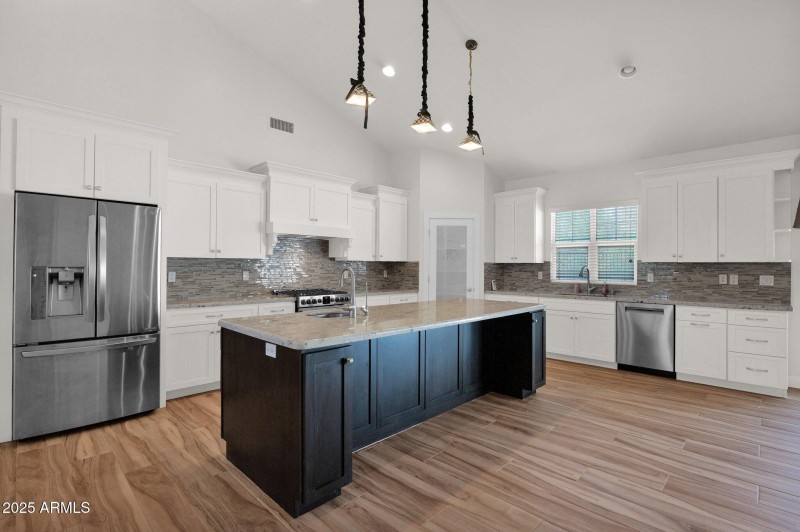 16-web-or-mls-P1234607