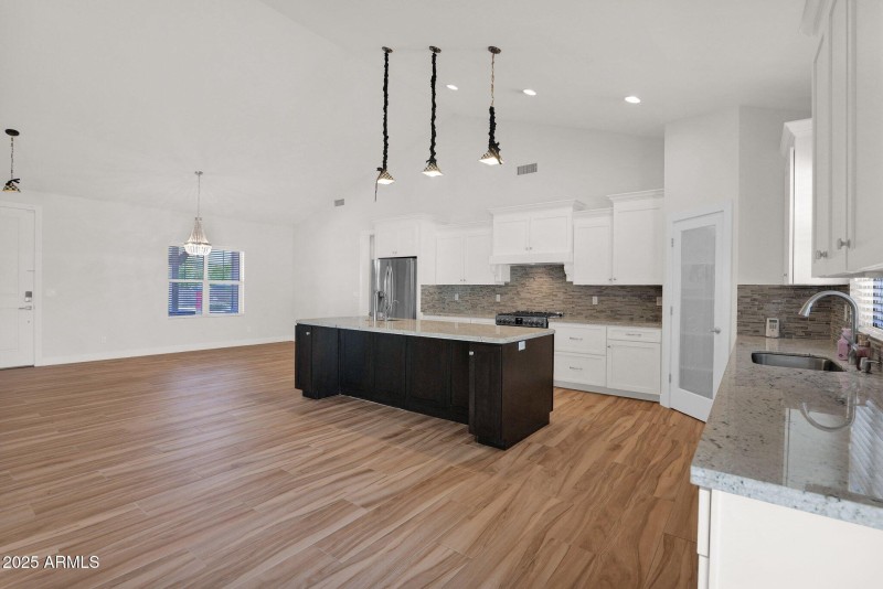 17-web-or-mls-P1234610