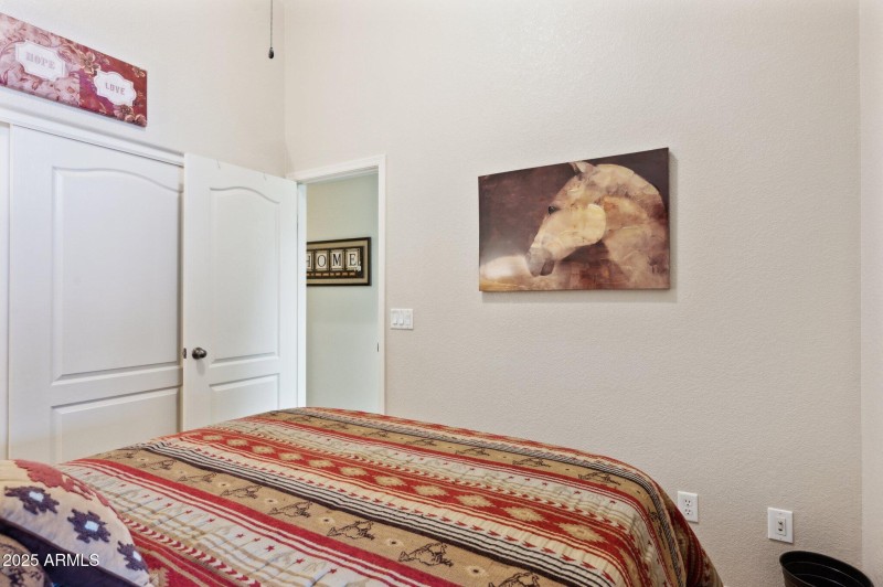 21-web-or-mls-42076-colby-dr