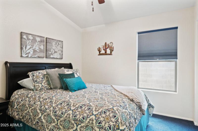 23-web-or-mls-42076-colby-dr