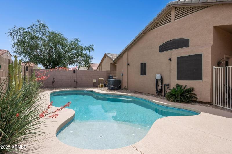 29-web-or-mls-42076-colby-dr