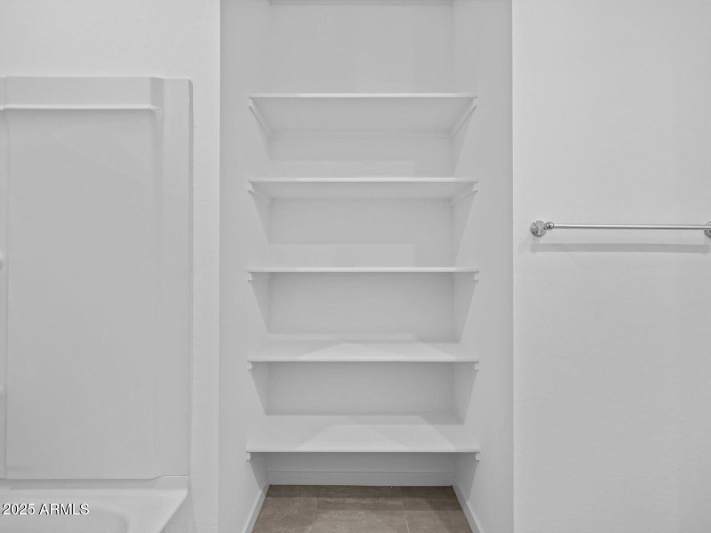 Bath 2 Storage