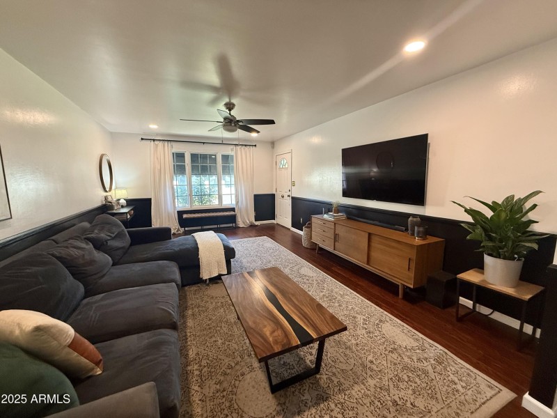 Living Room Pic 2