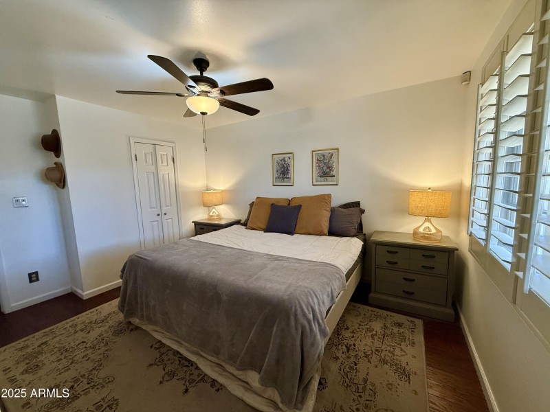 Primary bedroom pic 2