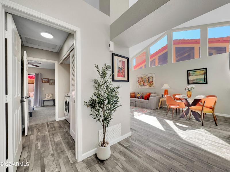 97b519cc-cf05-47ff-9b26-40d7a3206b96