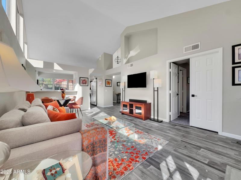 9b9b8d02-2e87-40e0-b72f-4ca9af604d83