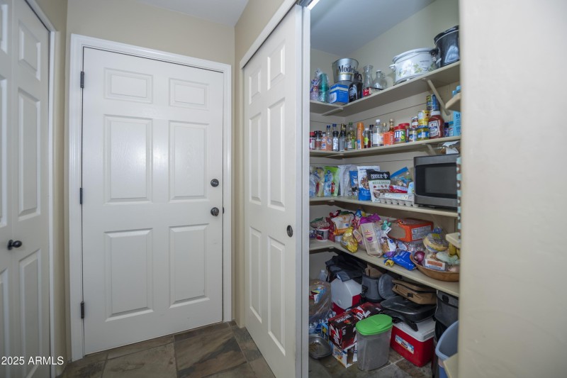 014_Pantry