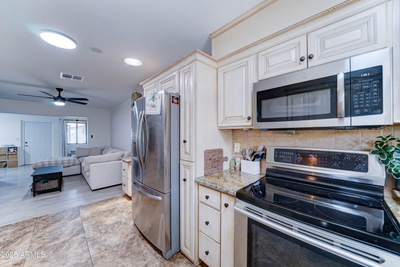 6721 E Mcdowell Rd, B309-8
