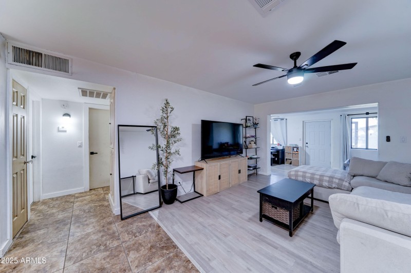 6721 E Mcdowell Rd, B309-10