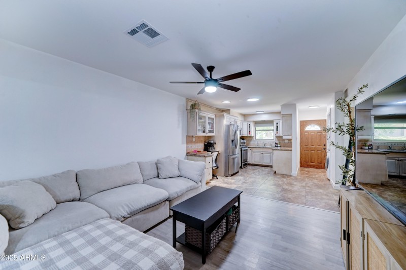 6721 E Mcdowell Rd, B309-11