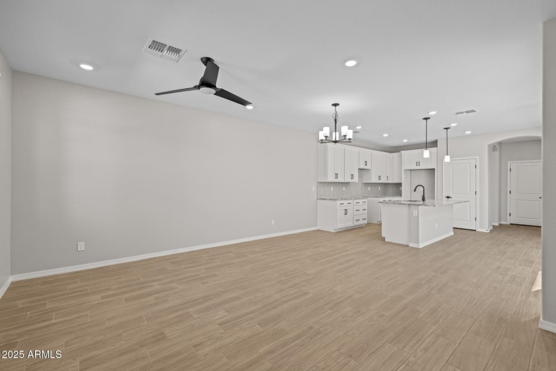 4)GREAT ROOM
