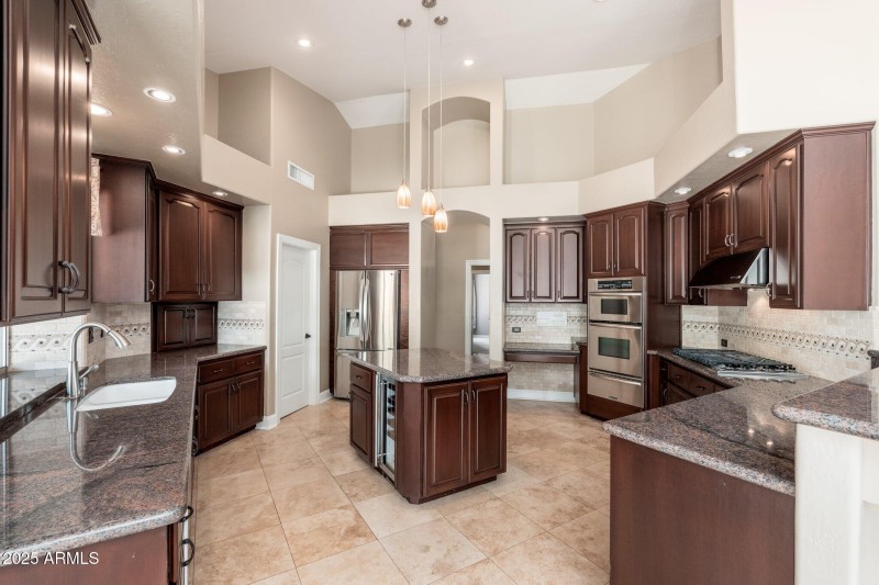 12120 E Cortez Dr-16