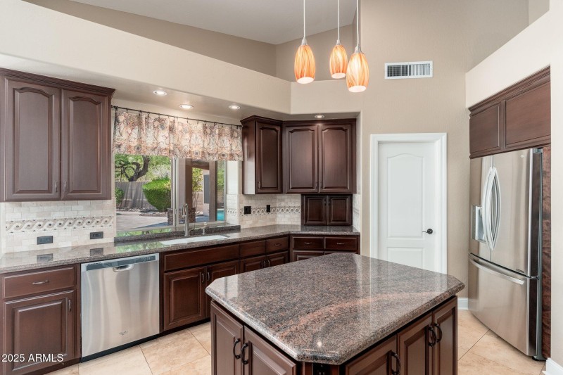12120 E Cortez Dr-19