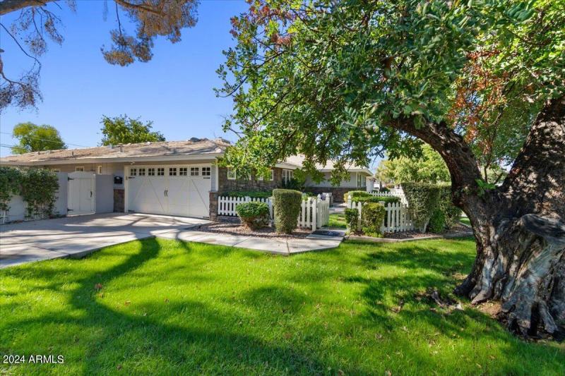 07-Side of home & Garage