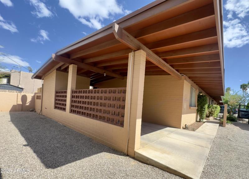 Carport