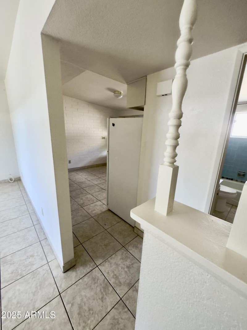 Hall to kitchen