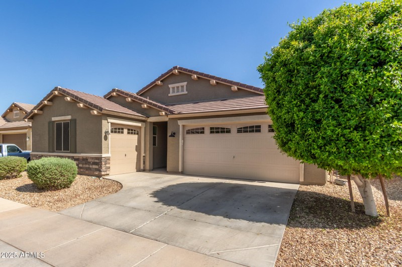 3 car garage