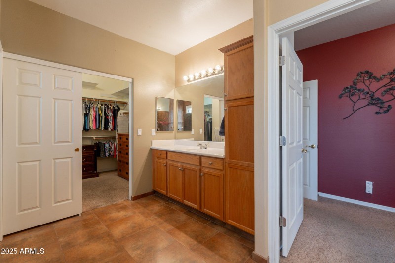 028 Primary Suite 16781 W Northampton