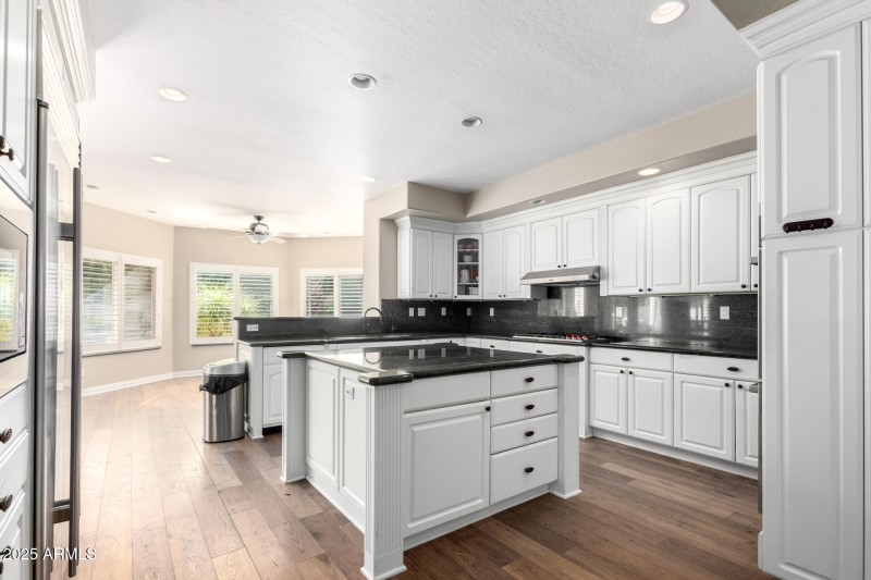 Gourmet Kitchen