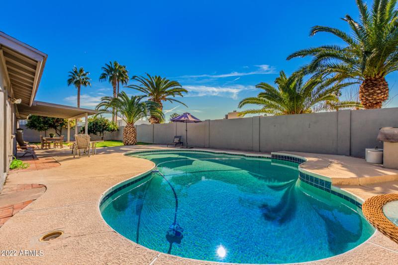 5337 E Gelding Pool View