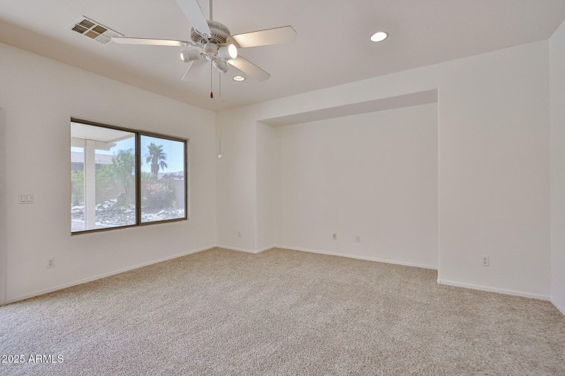 Family room Niche